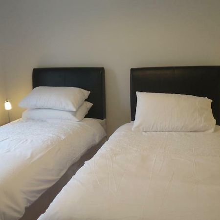 Modern Home In The Heart Of Rosscarbery Village Екстер'єр фото