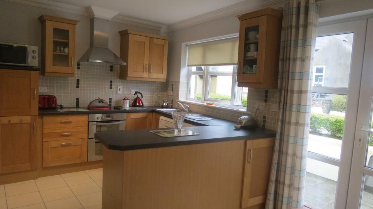 Modern Home In The Heart Of Rosscarbery Village Екстер'єр фото
